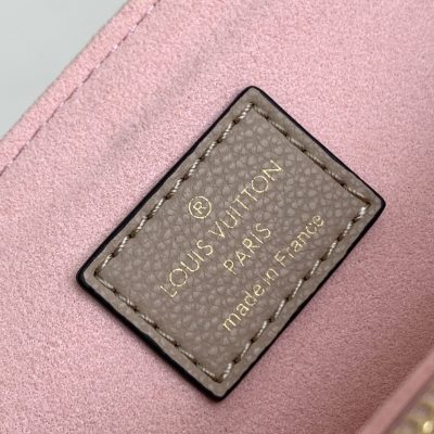 Alternative view of Wholesale Luxury Louis Vuitton Lockme Shopper M58927