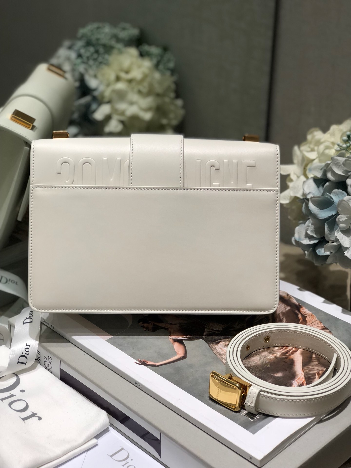 Wholesale Luxury Dior30 Montaigne Bag Latte Box Calfskin - Image 9