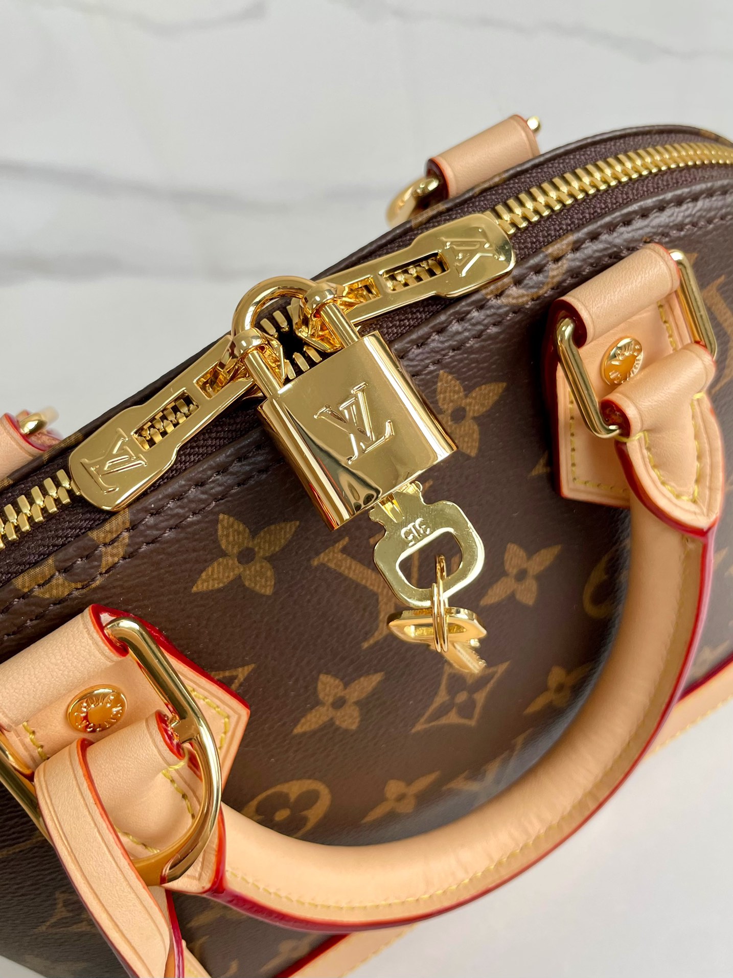 Wholesale Luxury Louis Vuitton Alma Bb M53152 - Image 5
