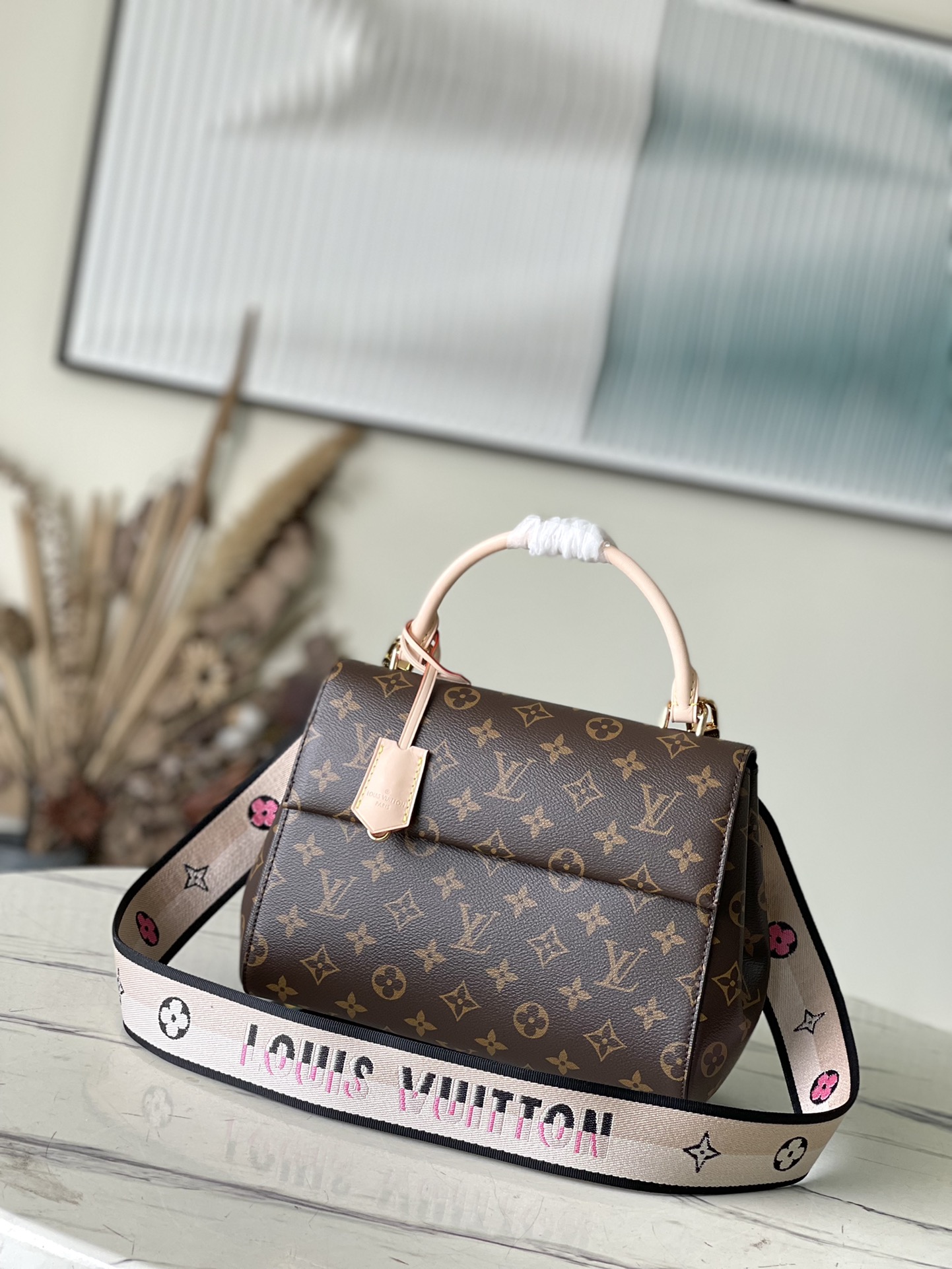 Wholesale Luxury Louis Vuitton Cluny Bb M46372