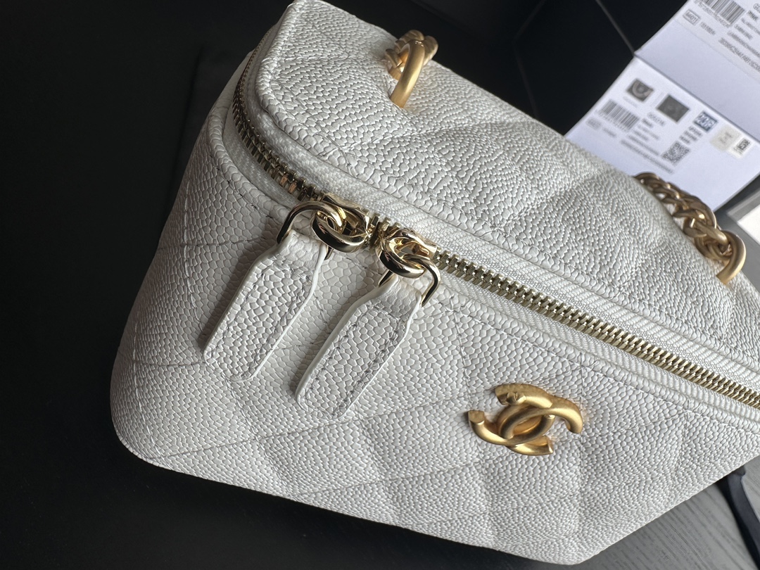 Wholesale Luxury Chanel Vanity Case White Ap3204 - Image 5
