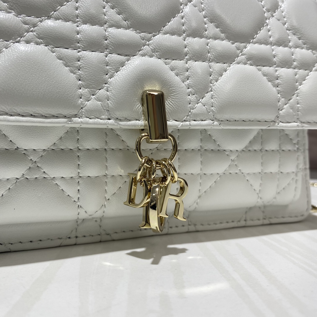Wholesale Luxury Dior Lady Dior Chain Pouch S0937Onmj_M030 - Image 4
