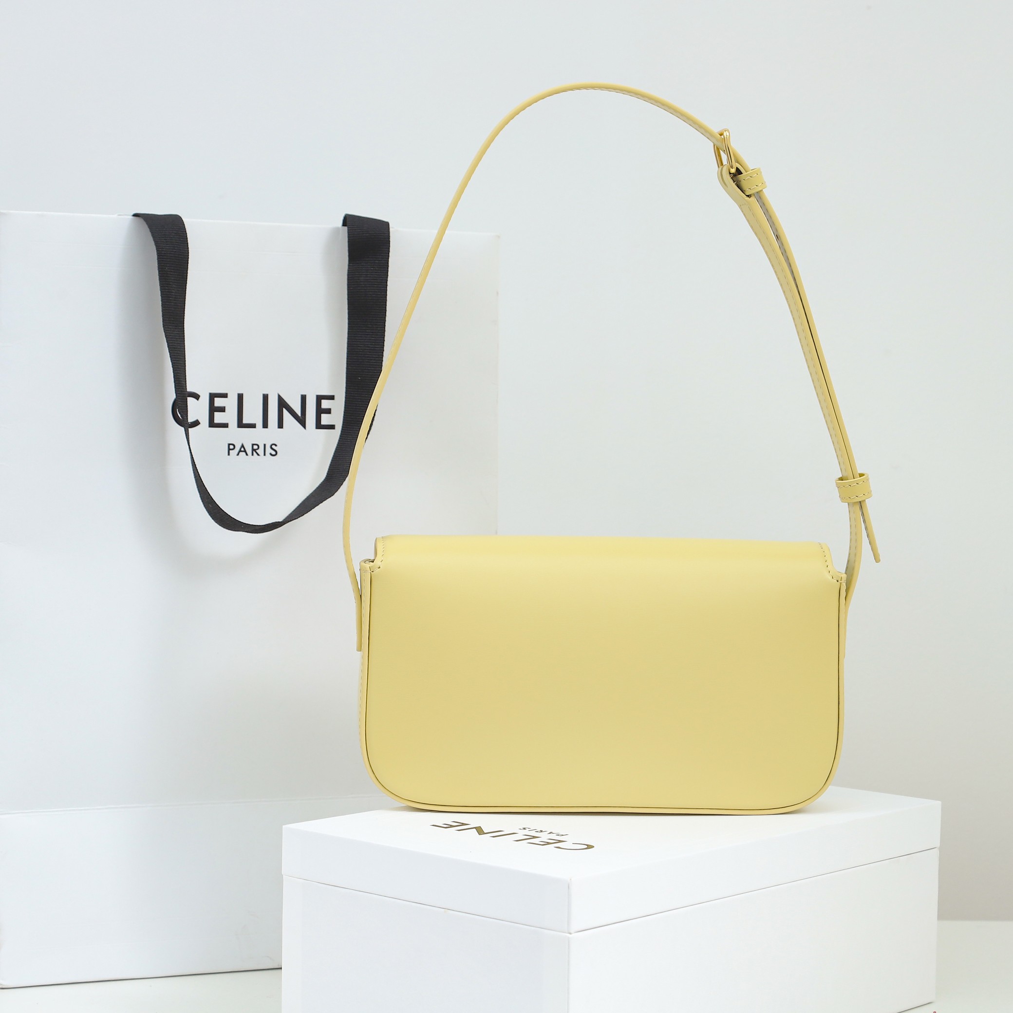 Wholesale Luxury Celine Shoulder Bag Triomphe In Shiny Calfskin Yellow - Image 6