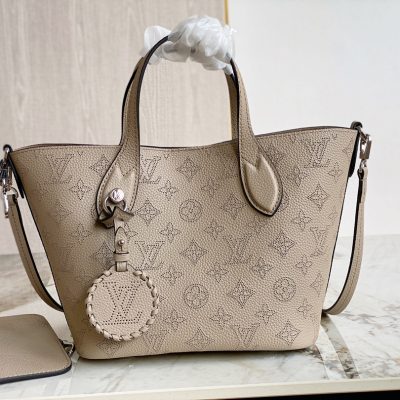 Wholesale Luxury Louis Vuitton Blossom Pm M21849