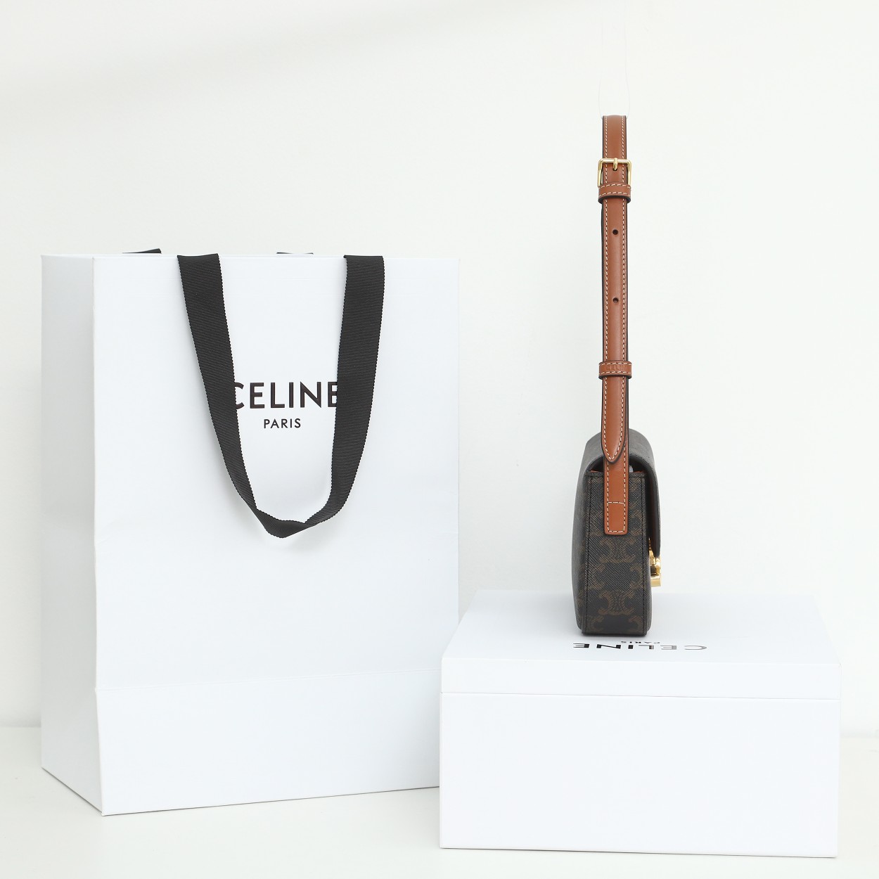 Wholesale Luxury Celine Classique Triomphe Bag - Image 8