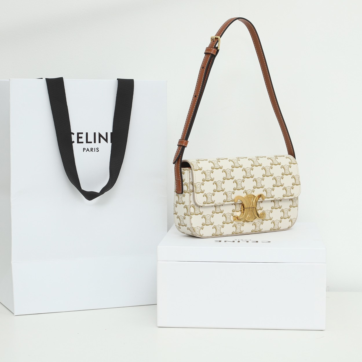Wholesale Luxury Celine Classique Triomphe Bag - Image 7