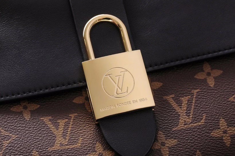 Wholesale Luxury Louis Vuitton Locky Bb M44141 - Image 2