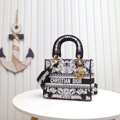 Wholesale Luxury Dior Medium Lady D-Lite Bag M0565Omdv_M993