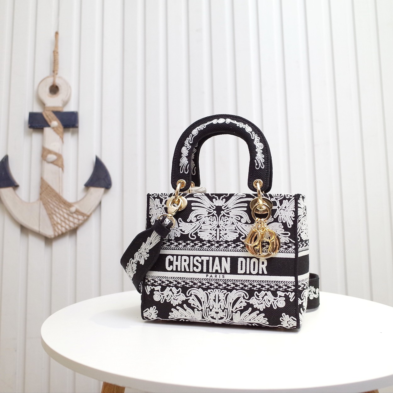 Wholesale Luxury Dior Medium Lady D-Lite Bag M0565Omdv_M993