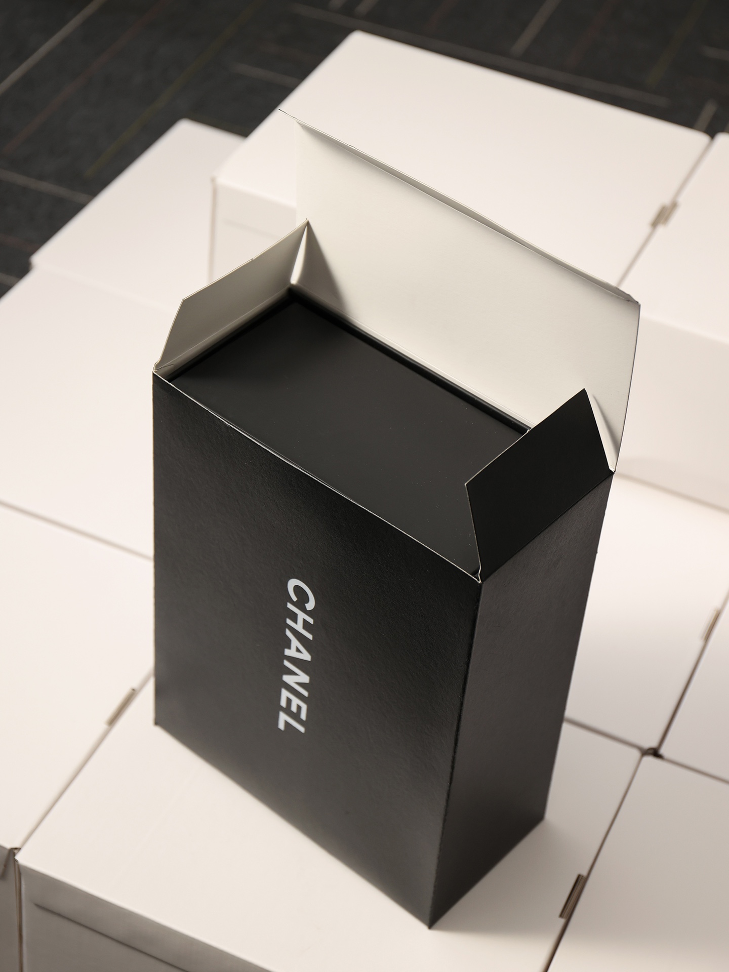 Wholesale Luxury Chanel 1:1 Gift Box With Dust Bags And Original Box - Image 6