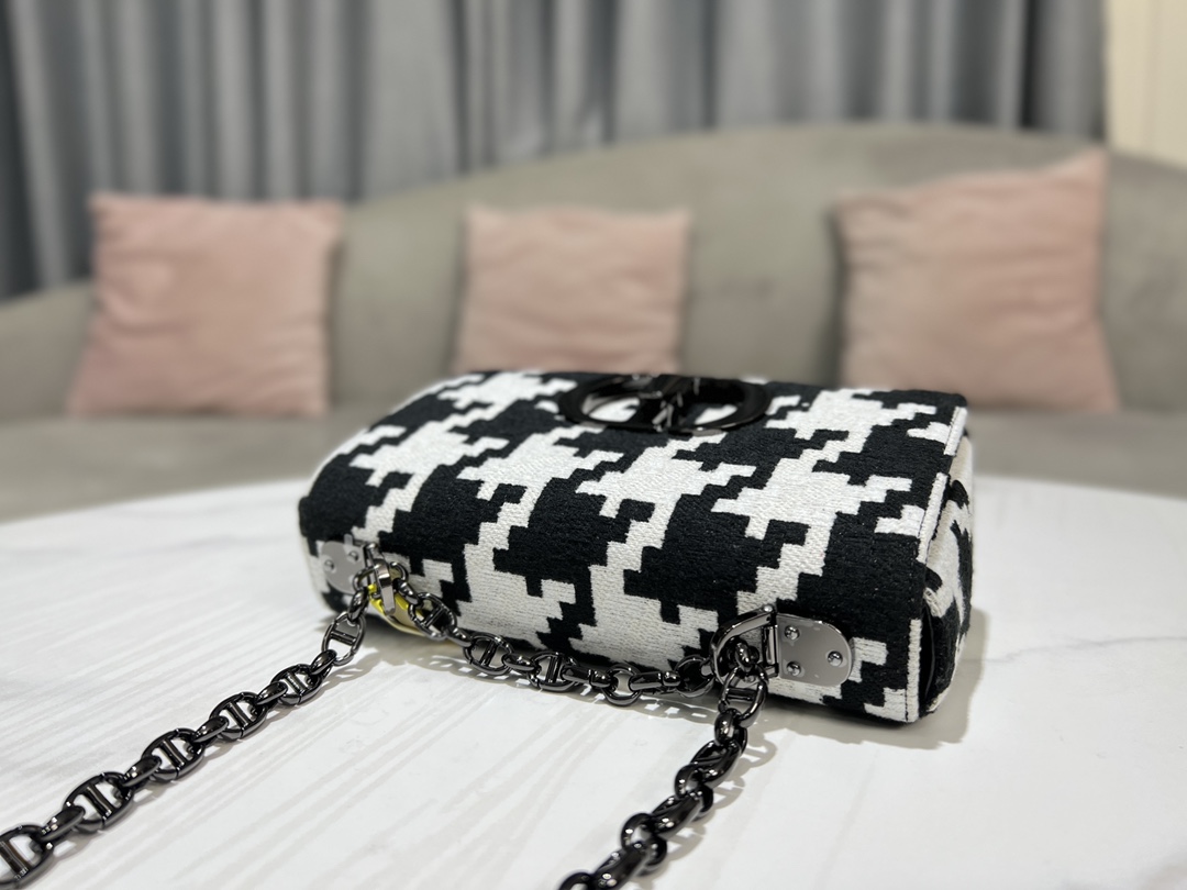 Wholesale Luxury Dior Small Caro Bag M9241Btio_M911 - Image 5