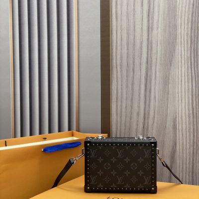 Wholesale Luxury Louis Vuitton Clutch Box M20251