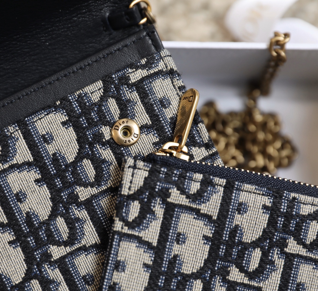 Wholesale Luxury Dior Long Saddle Wallet With Chain Blue Dior Oblique Jacquard S5614Ctzq_M928 - Image 5