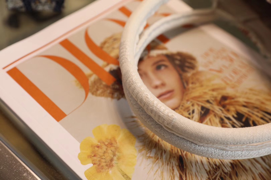 Wholesale Luxury DiorBook Tote White Multicolor Dior Petites Fleurs Embroidery - Image 4