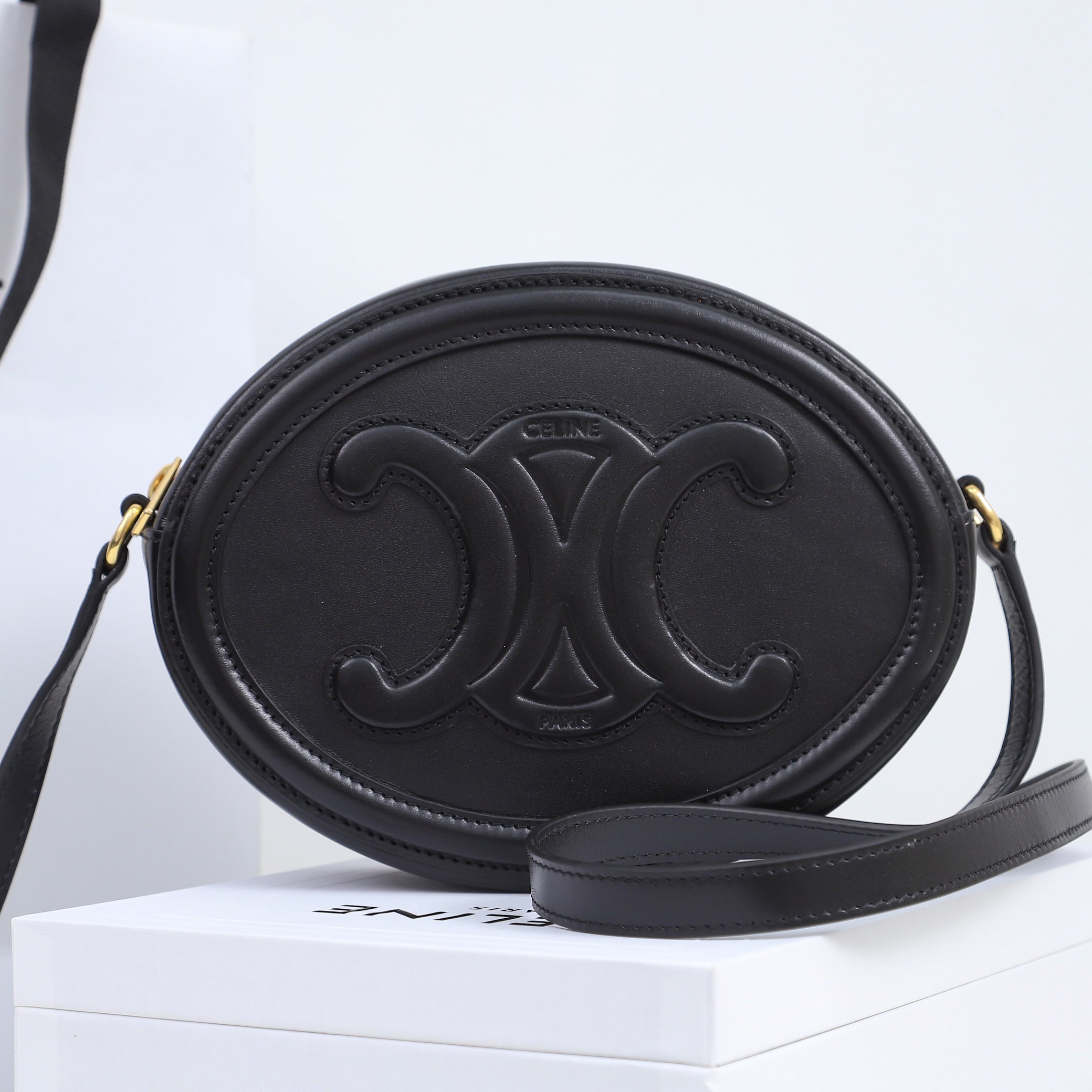 Wholesale Luxury Celine Oval Bag - Image 7