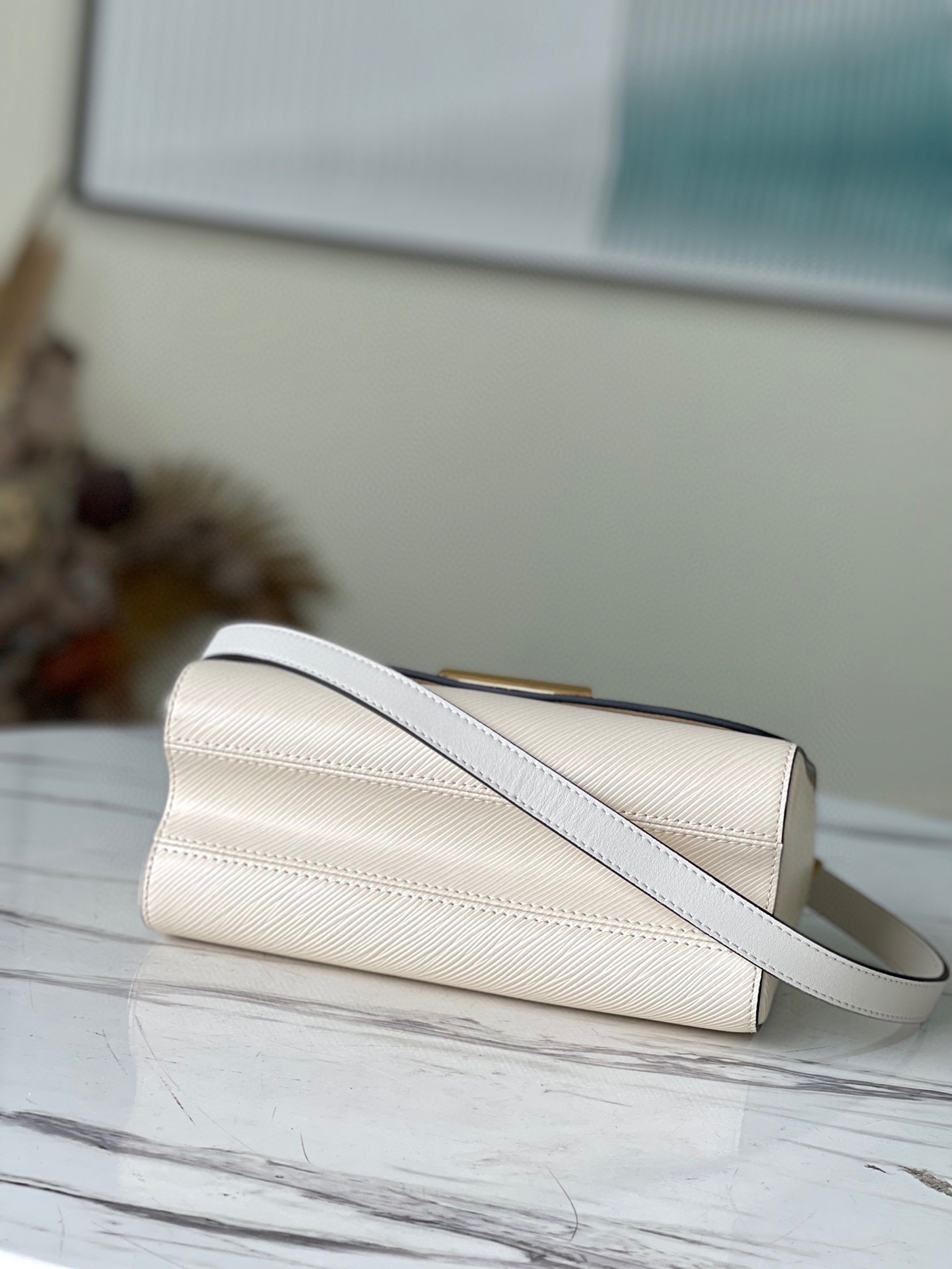 Wholesale Luxury Louis Vuitton Twist Mm M59403 - Image 4