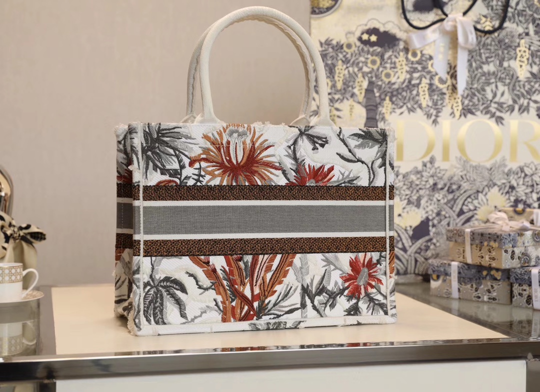 Wholesale Luxury DiorBook Tote White Multicolor Dior Petites Fleurs Embroidery - Image 3
