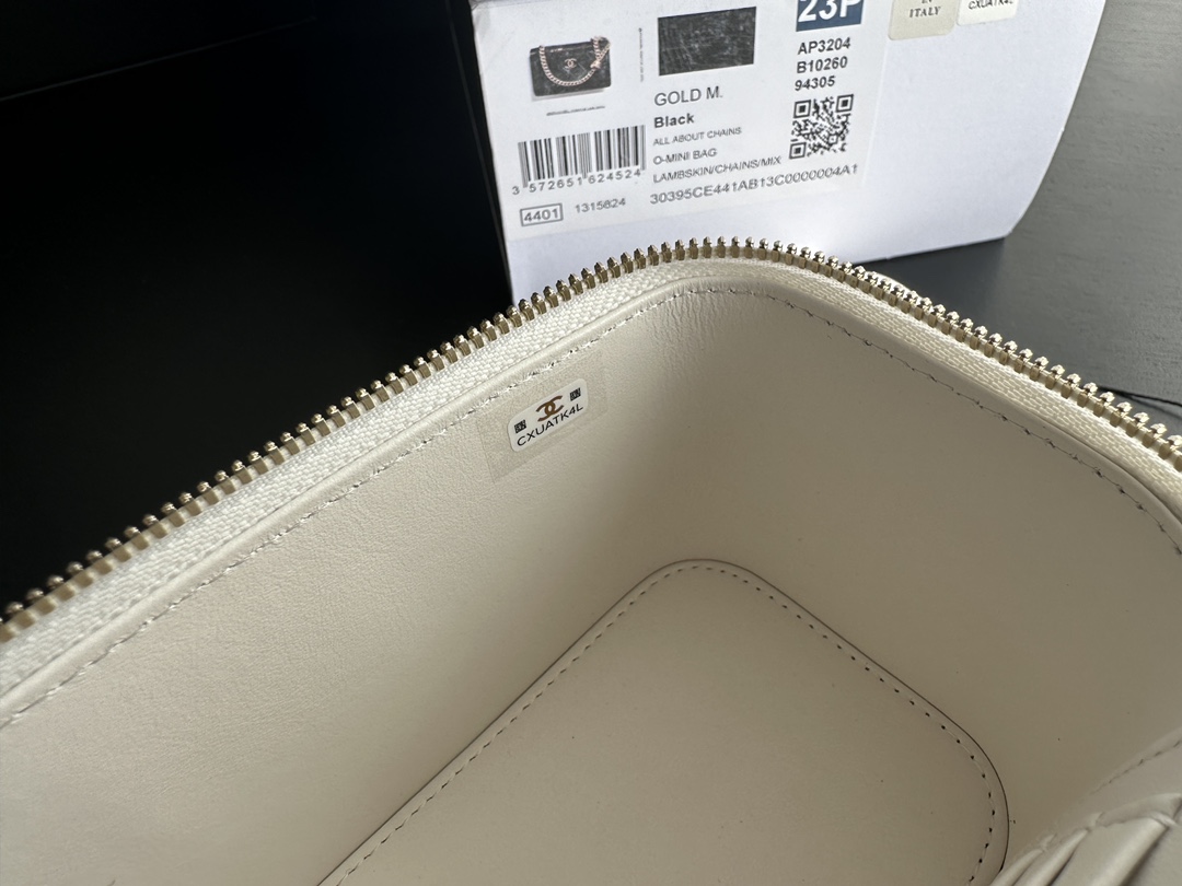 Wholesale Luxury Chanel Vanity Case White Ap3204 - Image 2