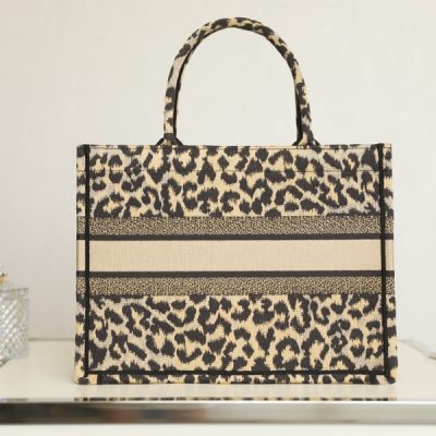 Alternative view of Wholesale Luxury Dior Book Tote Medium Beige Multicolor Mizza Embroidery M1296Zrhm_M918