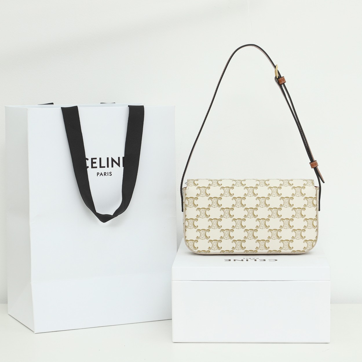 Wholesale Luxury Celine Classique Triomphe Bag - Image 5