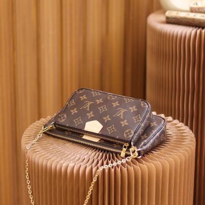 Alternative view of Wholesale Luxury Louis Vuitton Multi Pochette Accessoires M44813