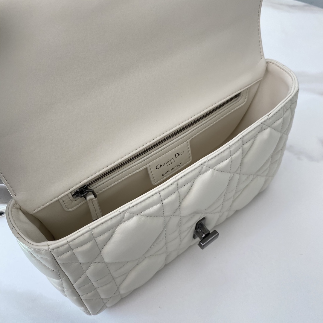 Wholesale Luxury Dior Medium Caro Bag M9242Bngk_M030 - Image 4