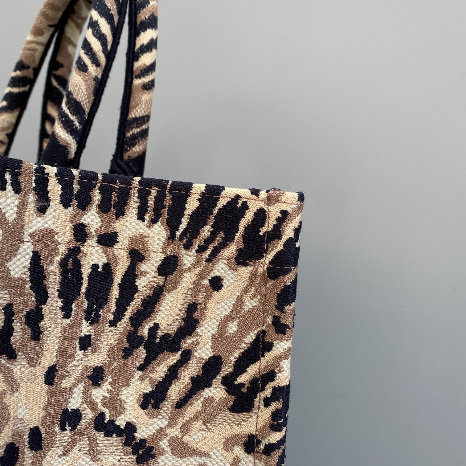 Wholesale Luxury Dior Book Tote Dior Rnave DInfini Embroidery - Image 3