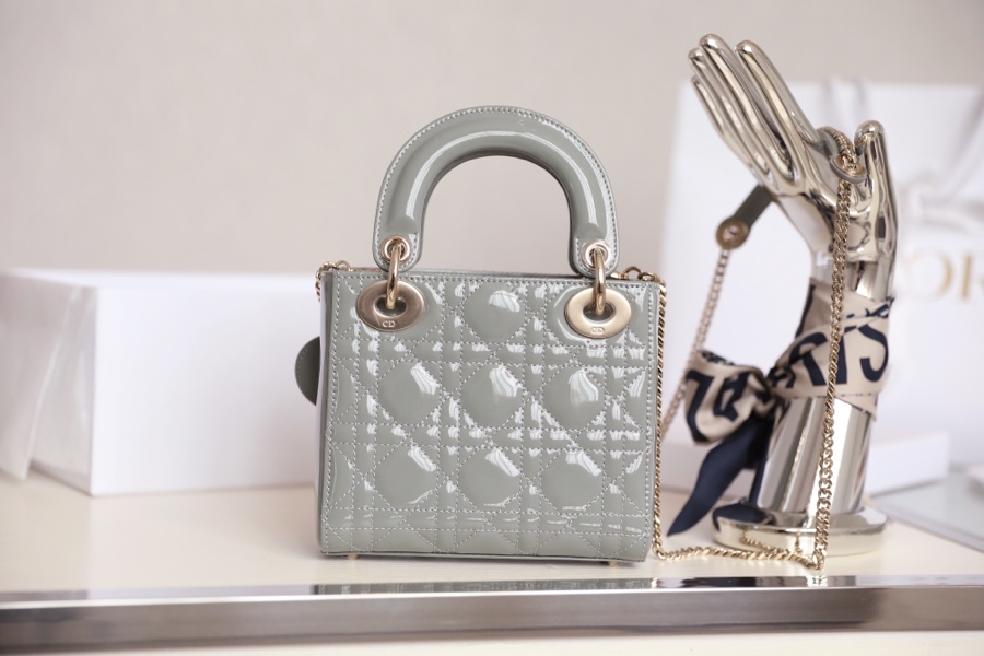 Wholesale Luxury Dior Mini Lady Dior Bag Cloud Blue Patent Cannage Calfskin M0505Owcb_M81B - Image 5