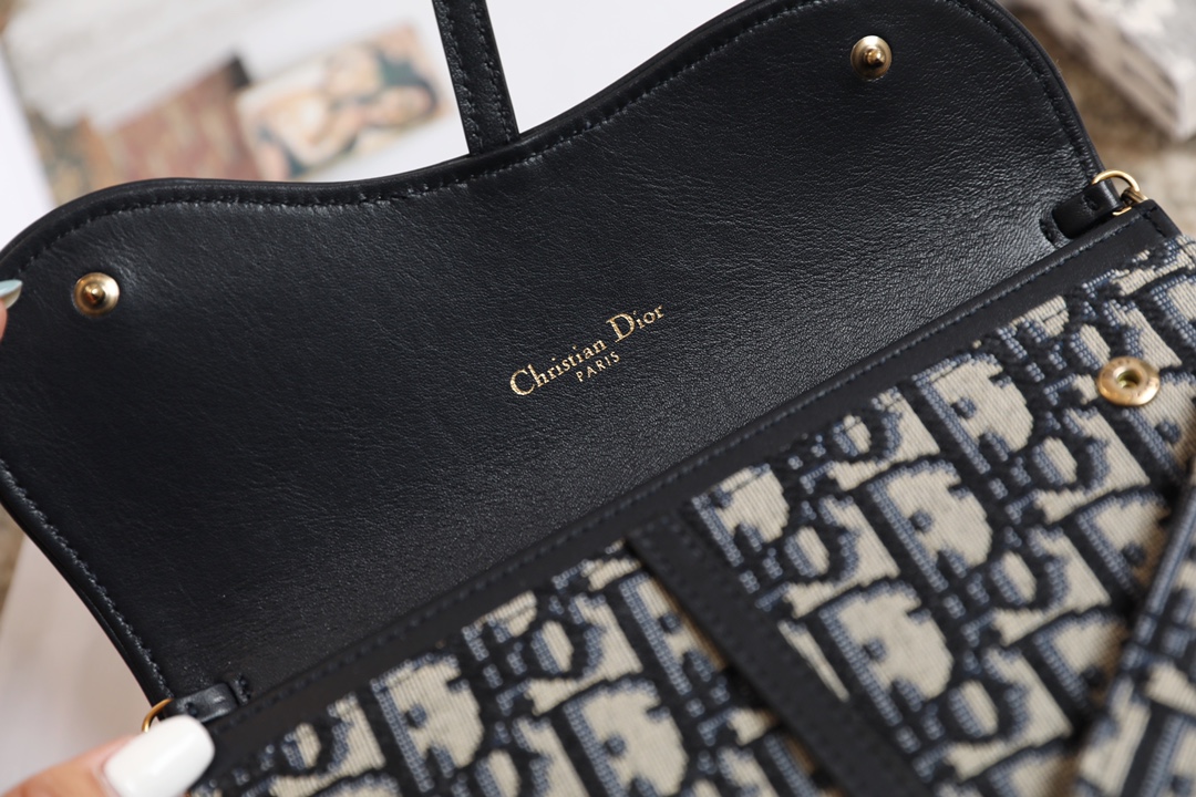Wholesale Luxury Dior Long Saddle Wallet With Chain Blue Dior Oblique Jacquard S5614Ctzq_M928 - Image 8