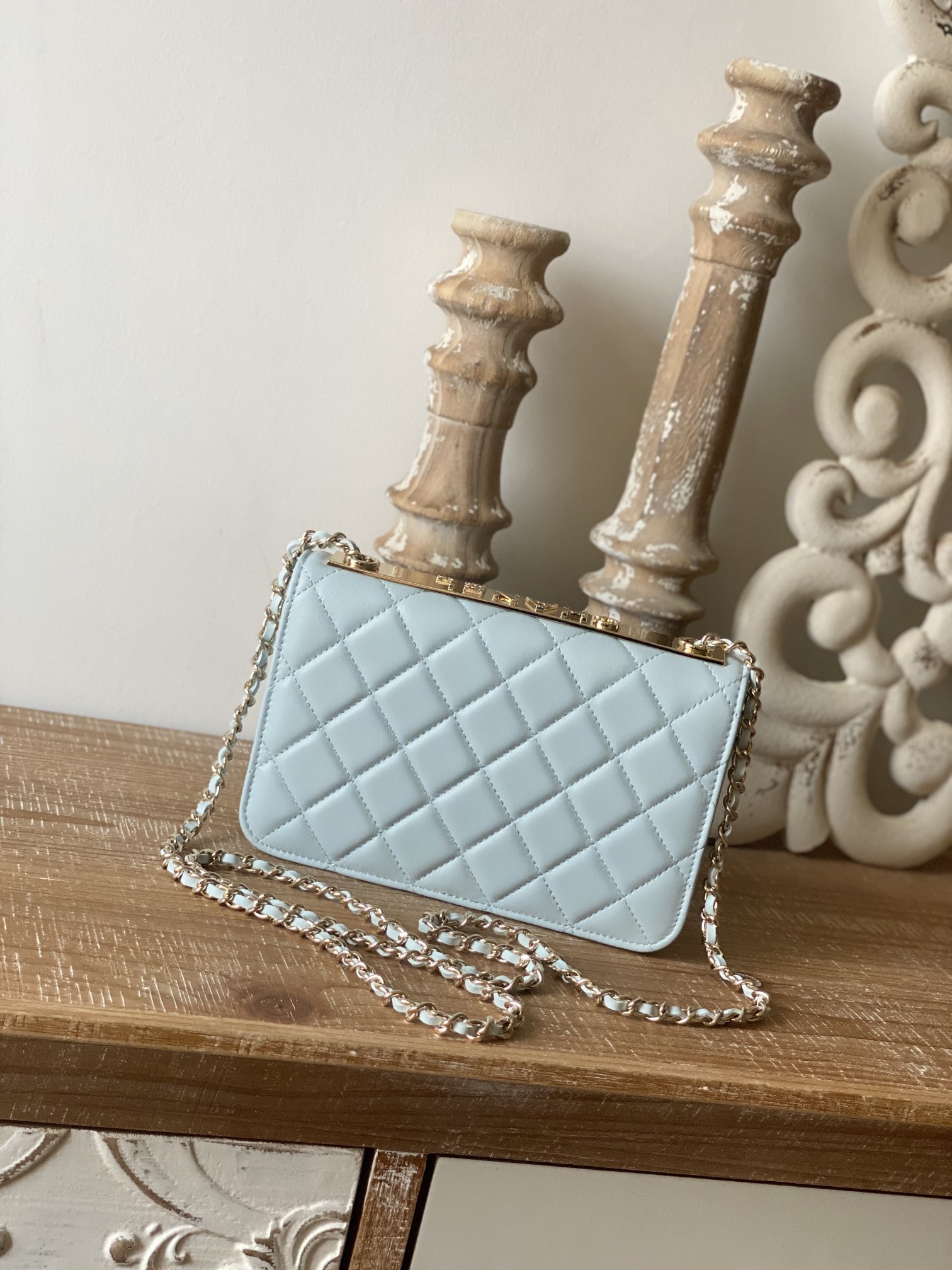 Wholesale Luxury Chanel Wallet On Chain Cloud Blue Ap1450 - Image 8