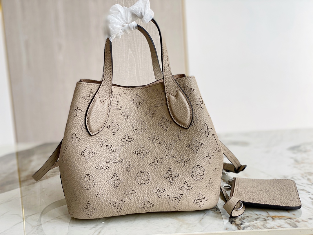 Wholesale Luxury Louis Vuitton Blossom Pm M21849 - Image 9