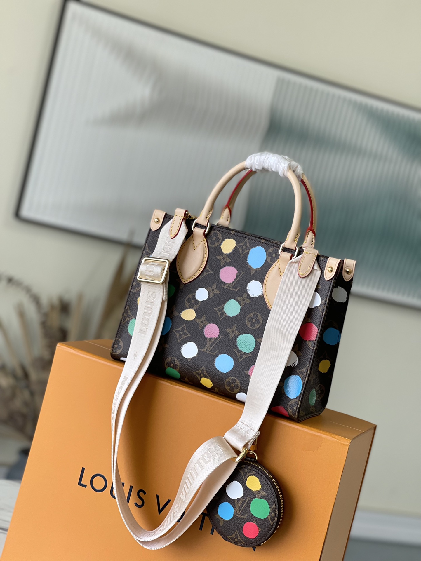 Wholesale Luxury Louis Vuitton Yk Onthego Pm M46380 - Image 5
