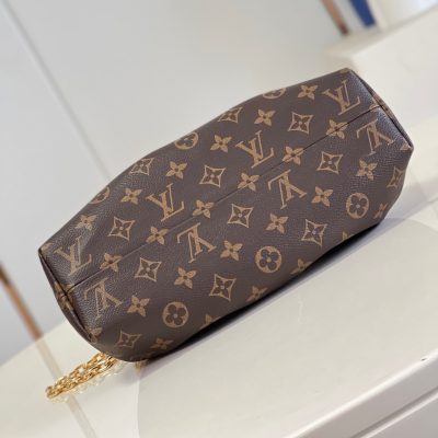 Alternative view of Wholesale Luxury Louis Vuitton Monogram Clutch M46544