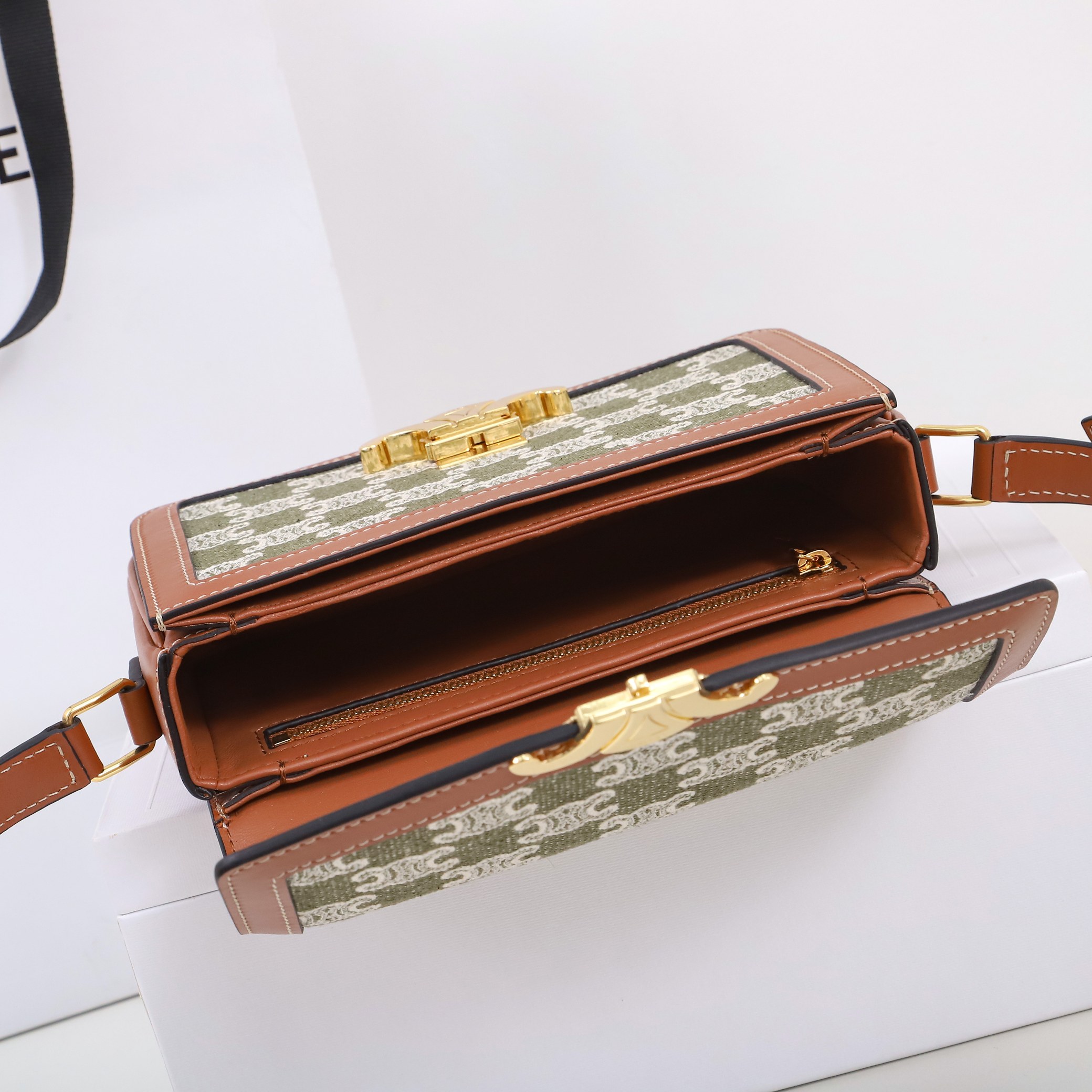 Wholesale Luxury Celine Classique Triomphe Bag - Image 4