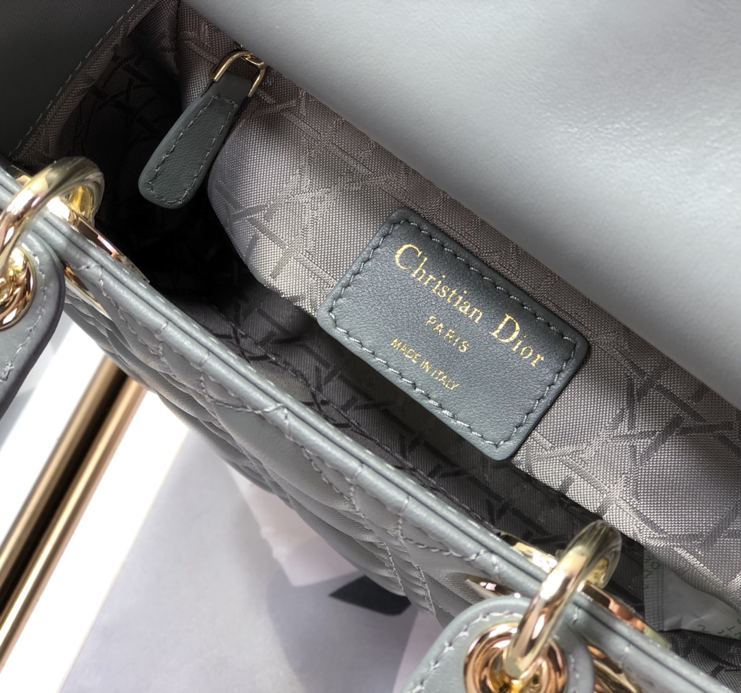 Wholesale Luxury Dior Medium Lady Dior Bag Cloud Blue Patent Cannage Calfskin M0565Owcb_M81B - Image 2