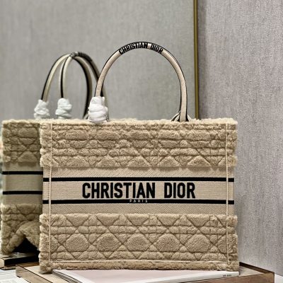 Wholesale Luxury Dior Book Tote Medium Beige Cannage Shearling M1295Zmbu_M918