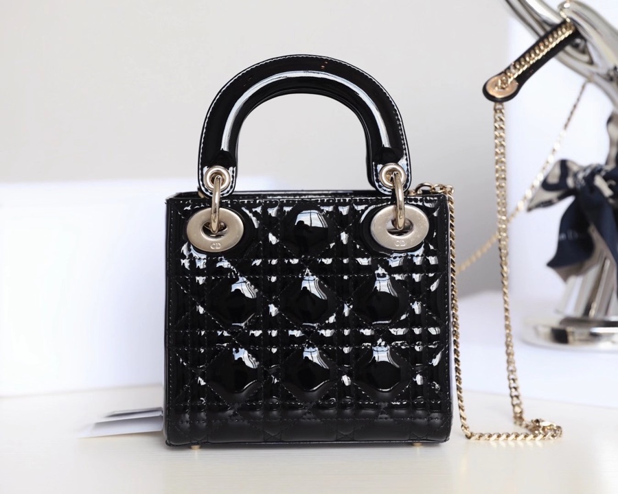 Wholesale Luxury Dior Mini Lady Dior Bag Black Patent Cannage Calfskin M0565Pwrt_M900A - Image 8