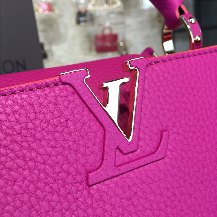 Louis Vuitton M95508 Capucines MM Tote Bag Taurillon Leather - Image 9